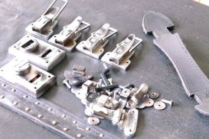 Überarbeitung und Restauration von Beschlägen